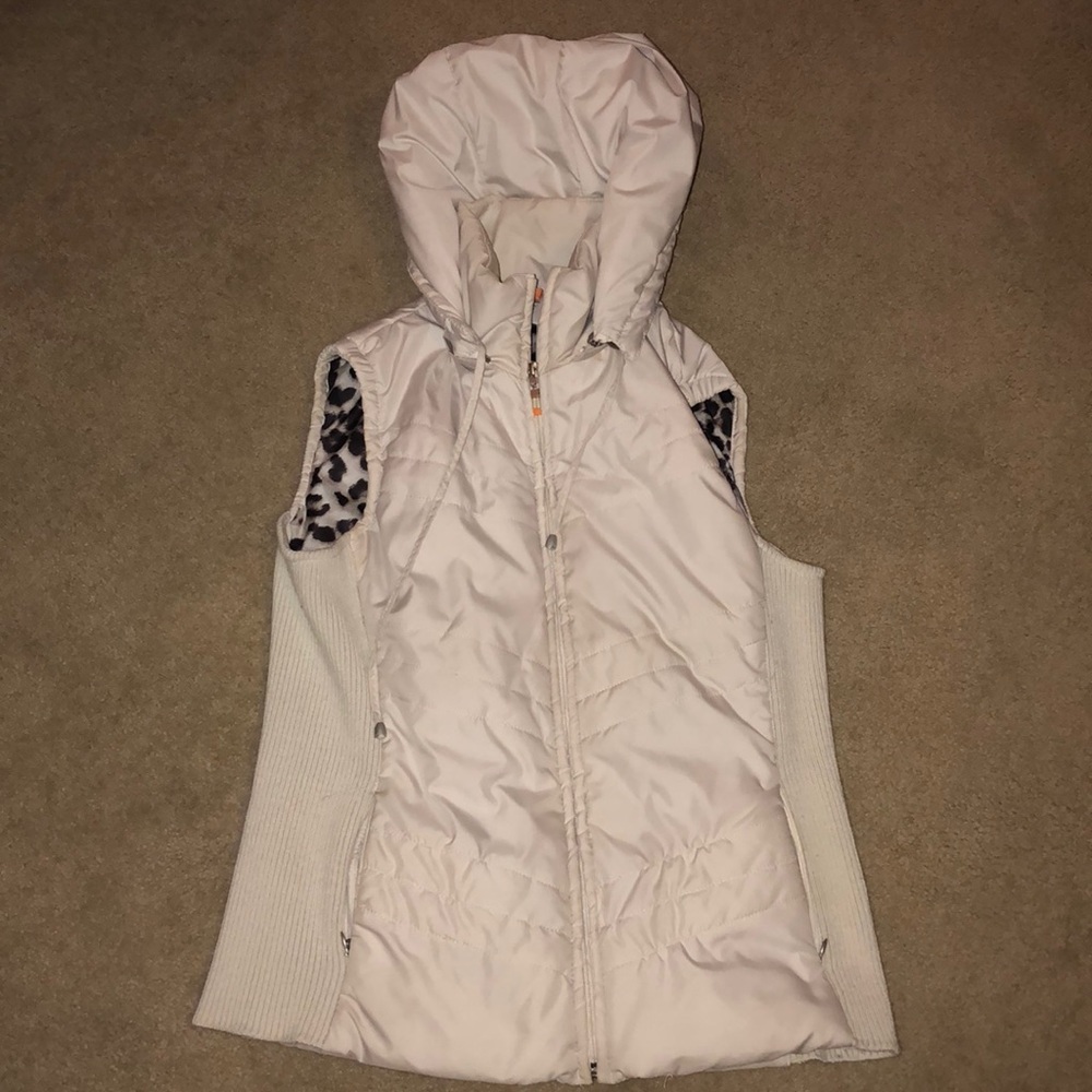 Lucy zip up vest with hoody